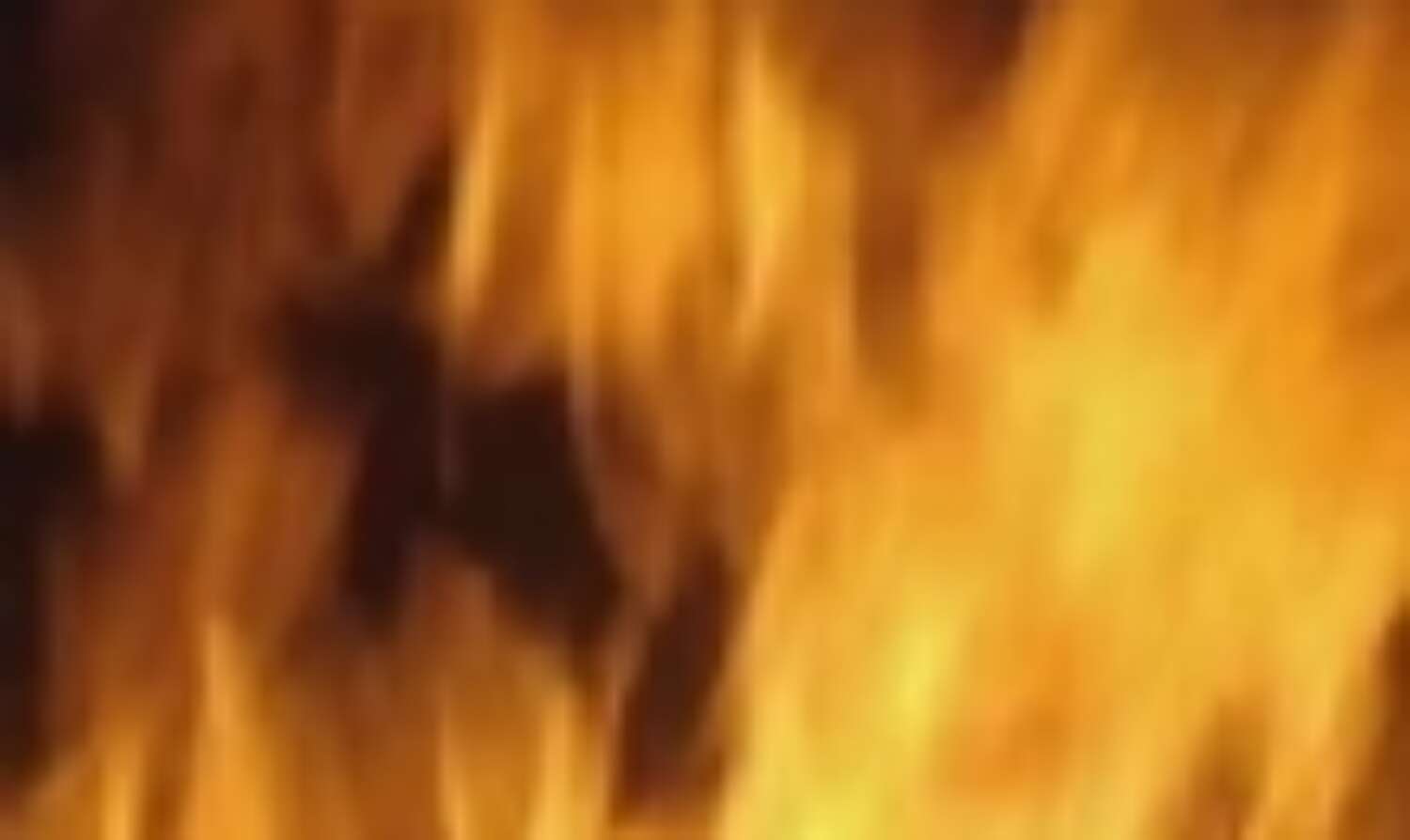 पाकिस्तान में मंदिर को लगाई आग पाकिस्तान में मंदिर को लगाई आग