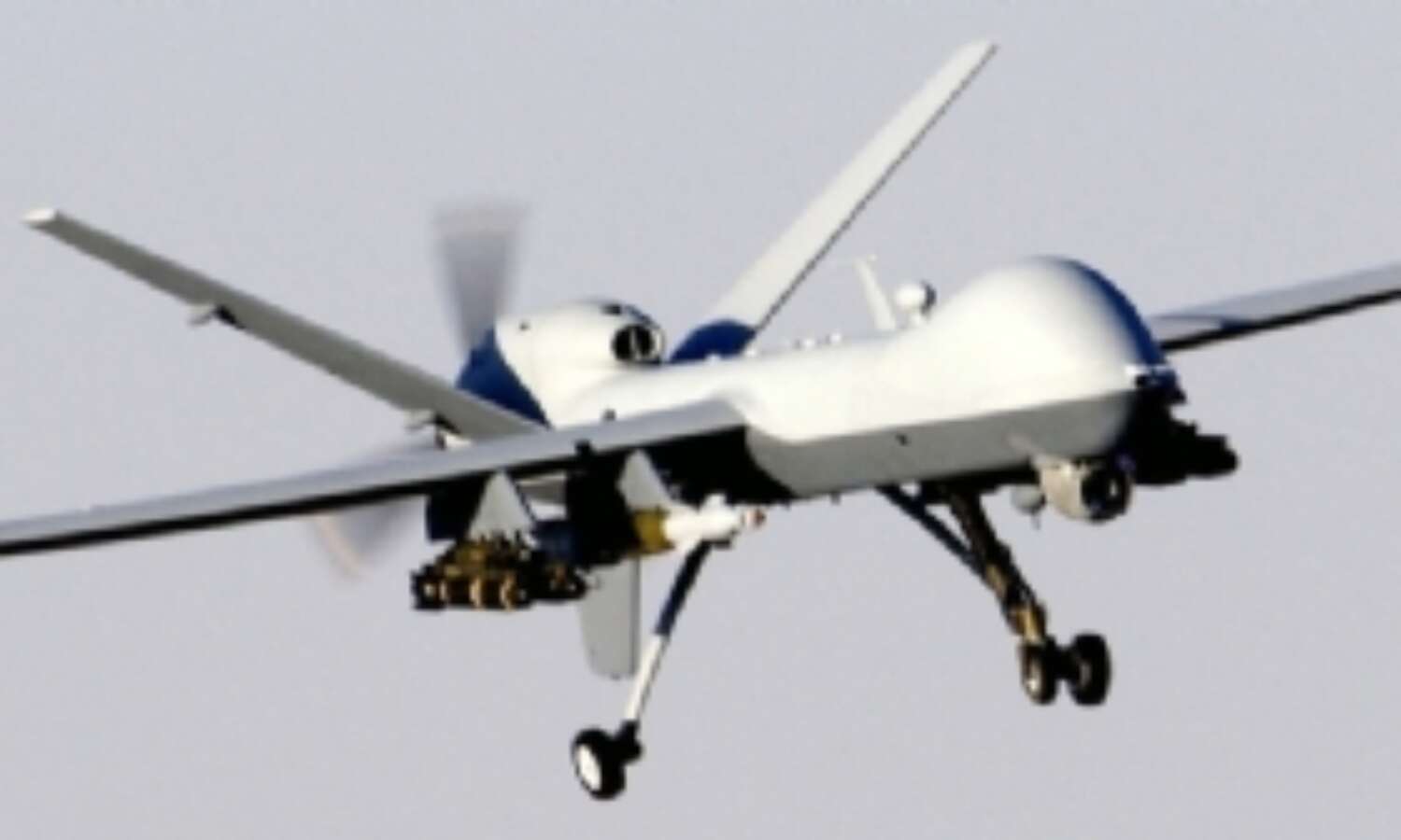 पाकिस्तान में ड्रोन हमले में 13 मरे