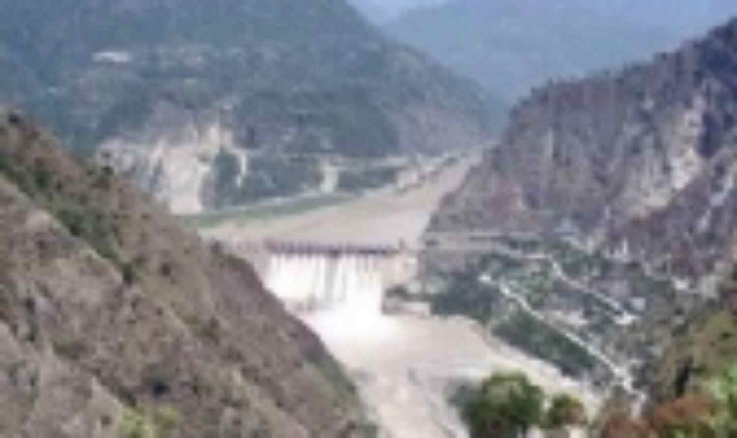 पाकिस्तान पहुंचा जवान, वापस लाने की कोशिशें जारी पाकिस्तान पहुंचा जवान, वापस लाने की कोशिशें जारी