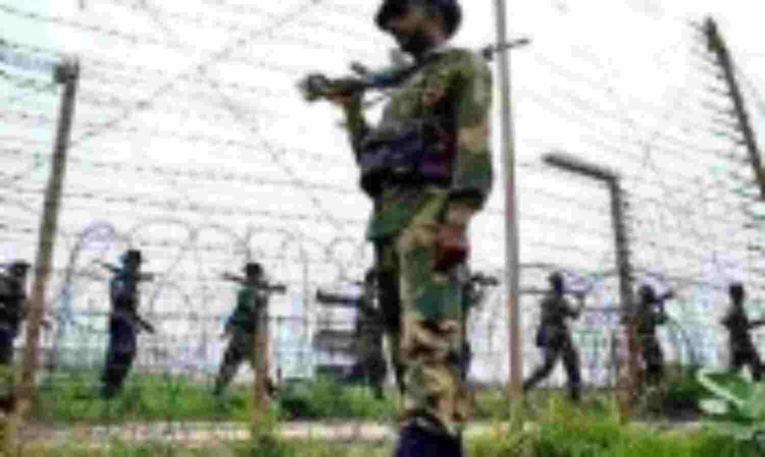 पाकिस्तान ने फिर किया संघर्षविराम का उल्लंघन, कई चौकियों को निशाना बनाया पाकिस्तान ने फिर किया संघर्षविराम का उल्लंघन, कई चौकियों को निशाना बनाया