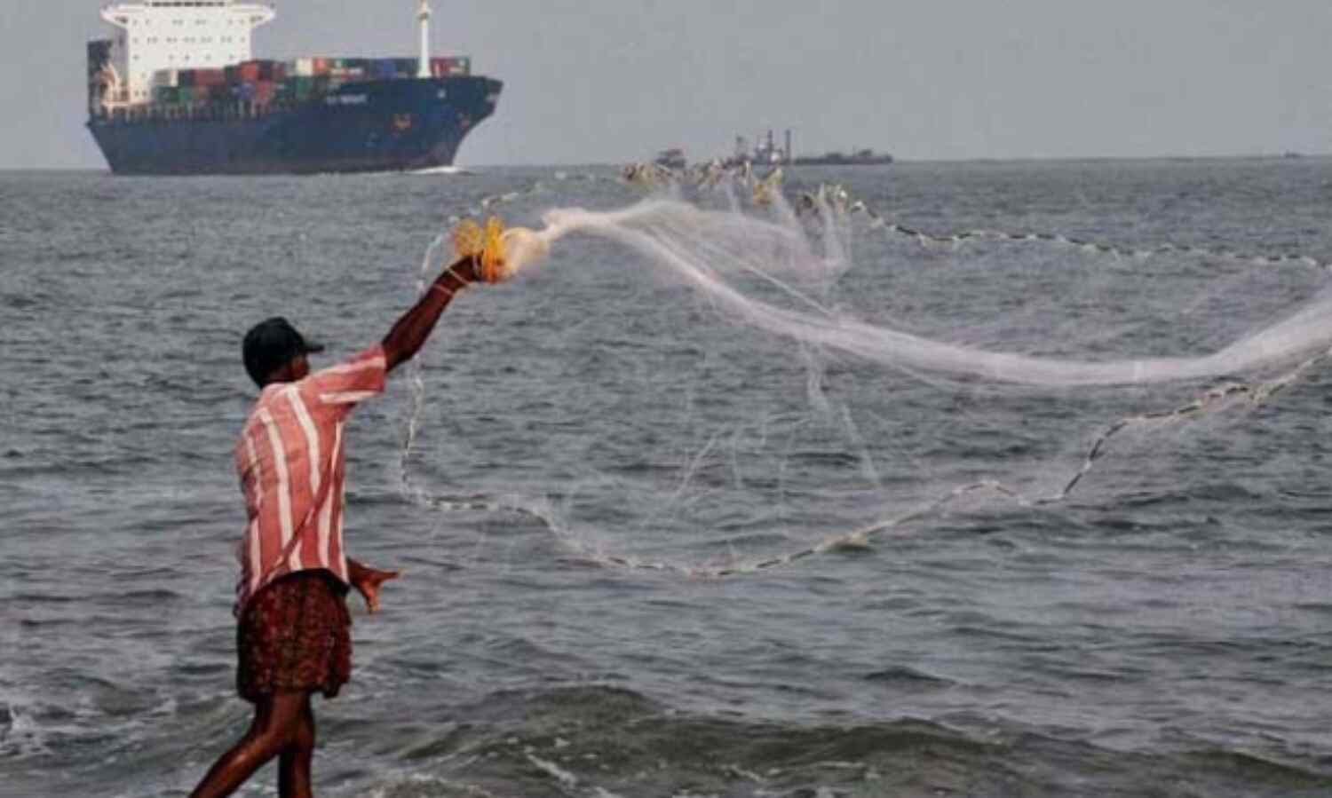 पाकिस्तान ने 147 भारतीय मछुआरों को रिहा किया