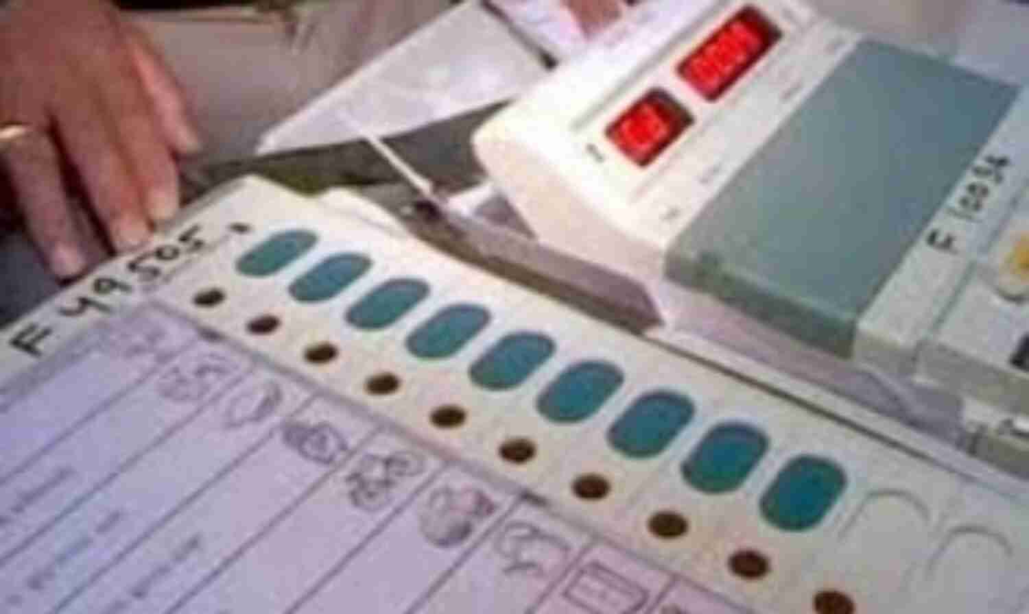 पश्चिम बंगाल: चौथे चरण के लिए 49 सीटों पर वोटिंग जारी