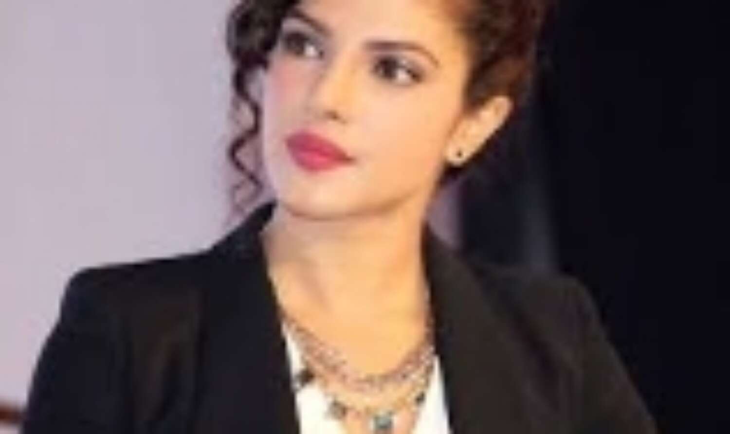 प्रियंका चोपड़ा आठवें शॉर्टी अवार्ड्स के लिए नॉमिनेटिड प्रियंका चोपड़ा आठवें शॉर्टी अवार्ड्स के लिए नॉमिनेटिड