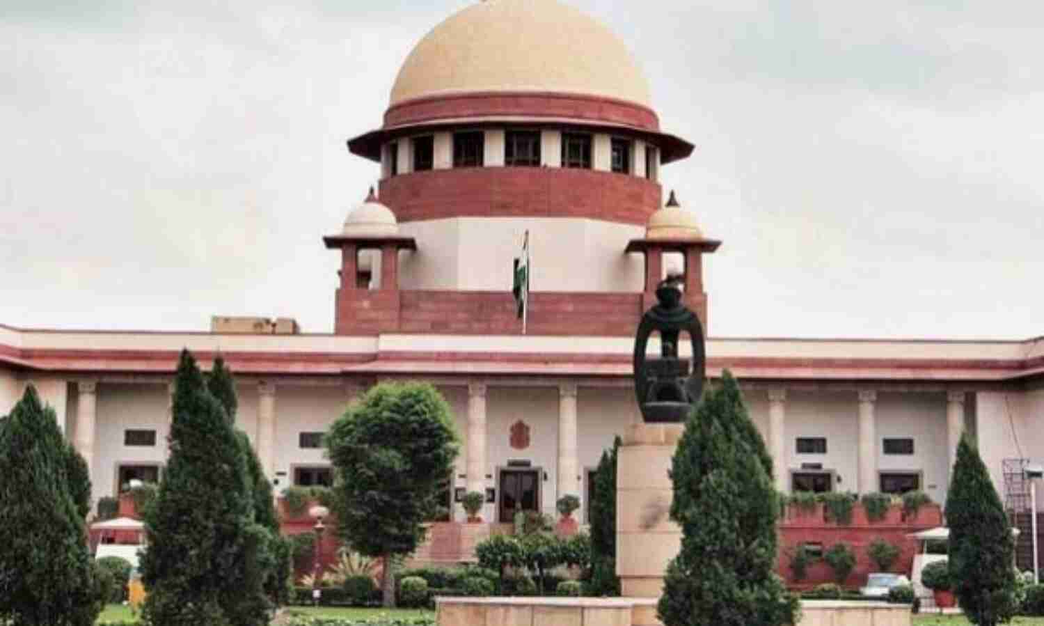 पूर्व सांसदों को मिलती रहेगी आजीवन पेंशन और भत्ता पूर्व सांसदों को मिलती रहेगी आजीवन पेंशन और भत्ता