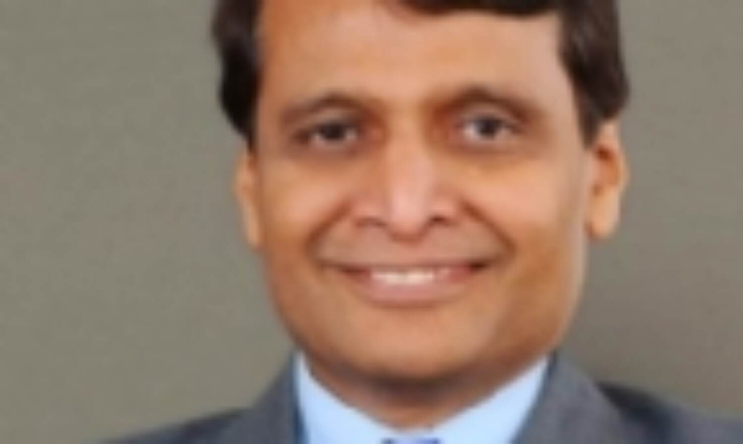 प्रभु ने दी रेलवे में दो बड़े एफडीआई प्रस्तावों को मंजूरी प्रभु ने दी रेलवे में दो बड़े एफडीआई प्रस्तावों को मंजूरी