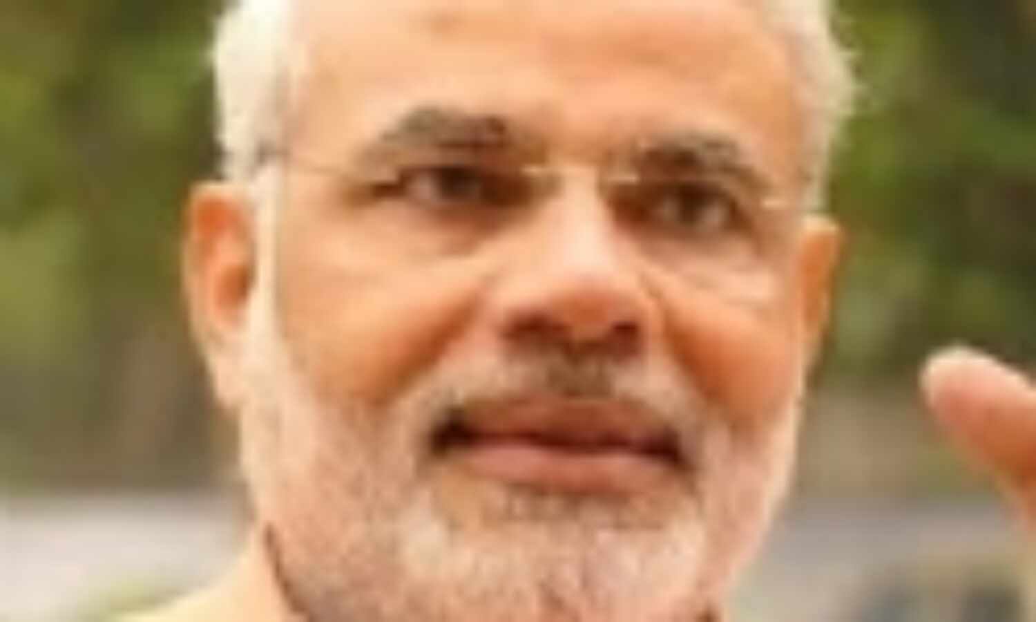 प्रधानमंत्री मोदी का नेपाल में भव्य स्वागत,दी गयी 21 तोपों की सलामी