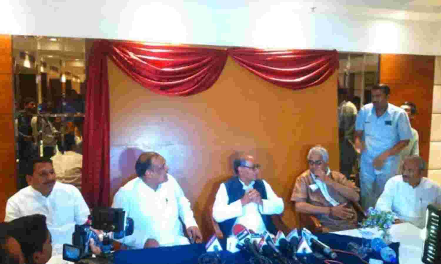 प्रदेश में इंस्पेक्टर राज समाप्त हो: दिग्विजय प्रदेश में इंस्पेक्टर राज समाप्त हो: दिग्विजय