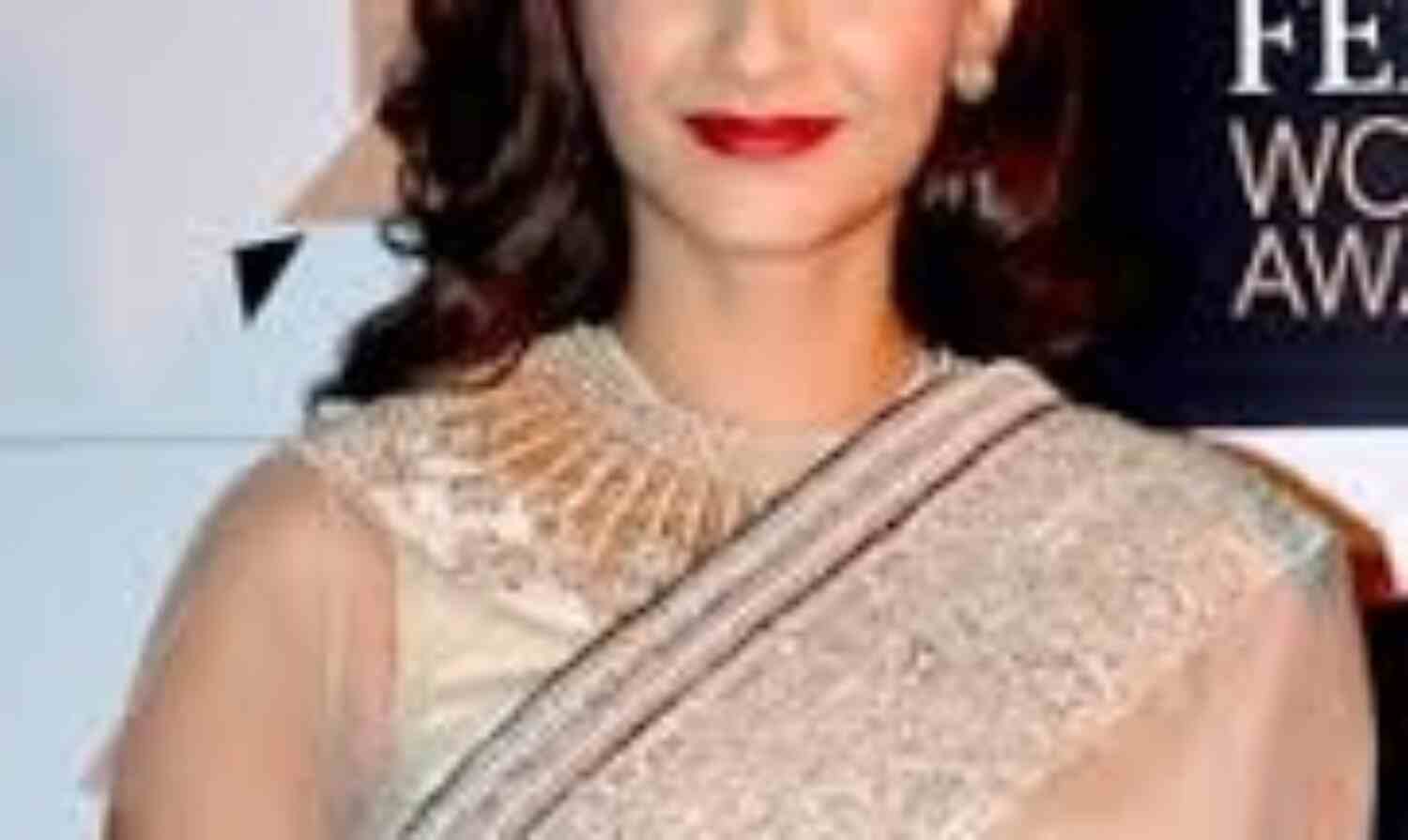 पैड मैन को लेकर उत्साहित हैं सोनम पैड मैन को लेकर उत्साहित हैं सोनम