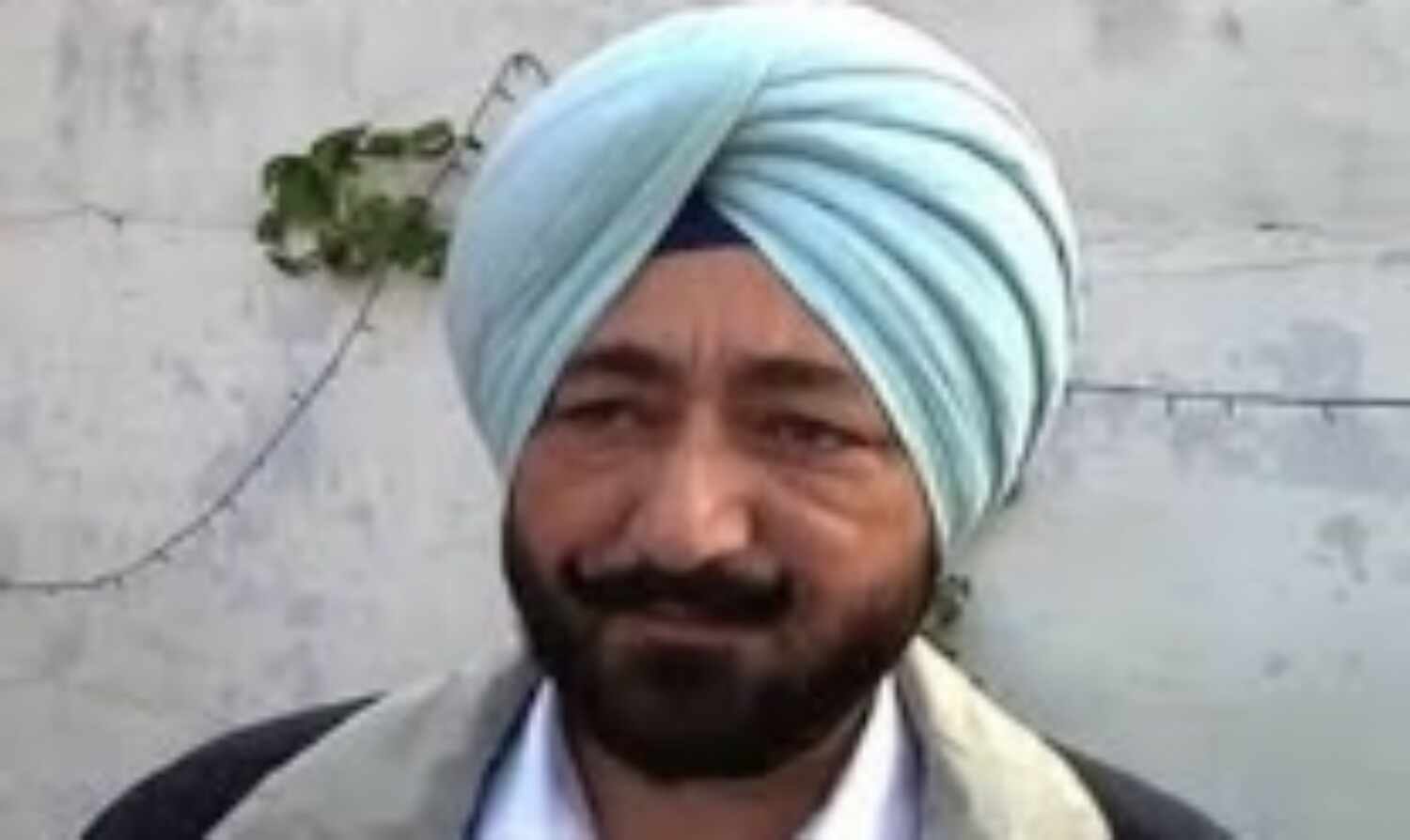 पठानकोट हमलाः एनआईए के सामने पेश हुए एसपी सलविंदर सिंह पठानकोट हमलाः एनआईए के सामने पेश हुए एसपी सलविंदर सिंह