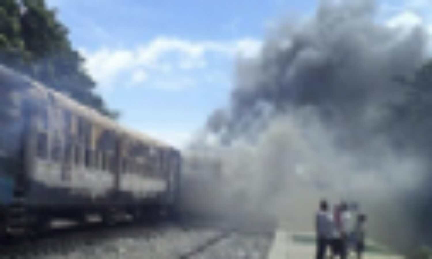 पटना में सीरियल बम धमाकों में 5 मरे, 50 घायल