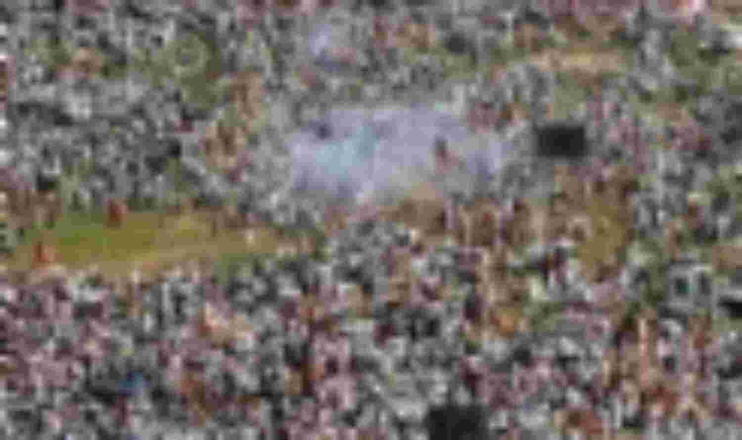 पटना सीरियल ब्लास्ट: तीन संदिग्ध हिरासत मेंगंभीर पटना सीरियल ब्लास्ट: तीन संदिग्ध हिरासत मेंगंभीर