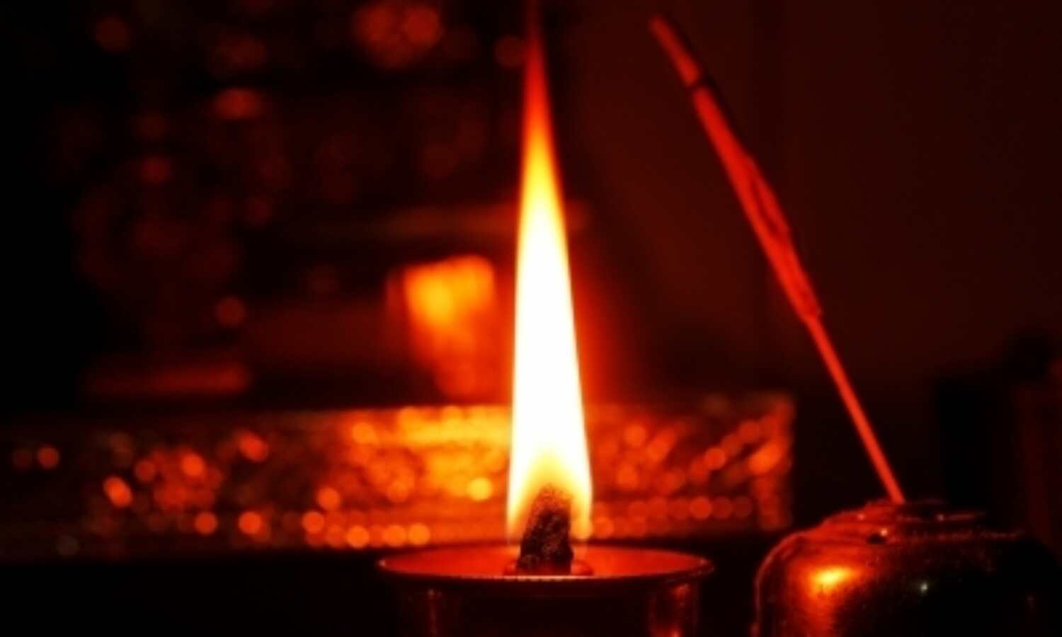 पूजा में दीपक का मह्त्ब पूजा में दीपक का मह्त्ब