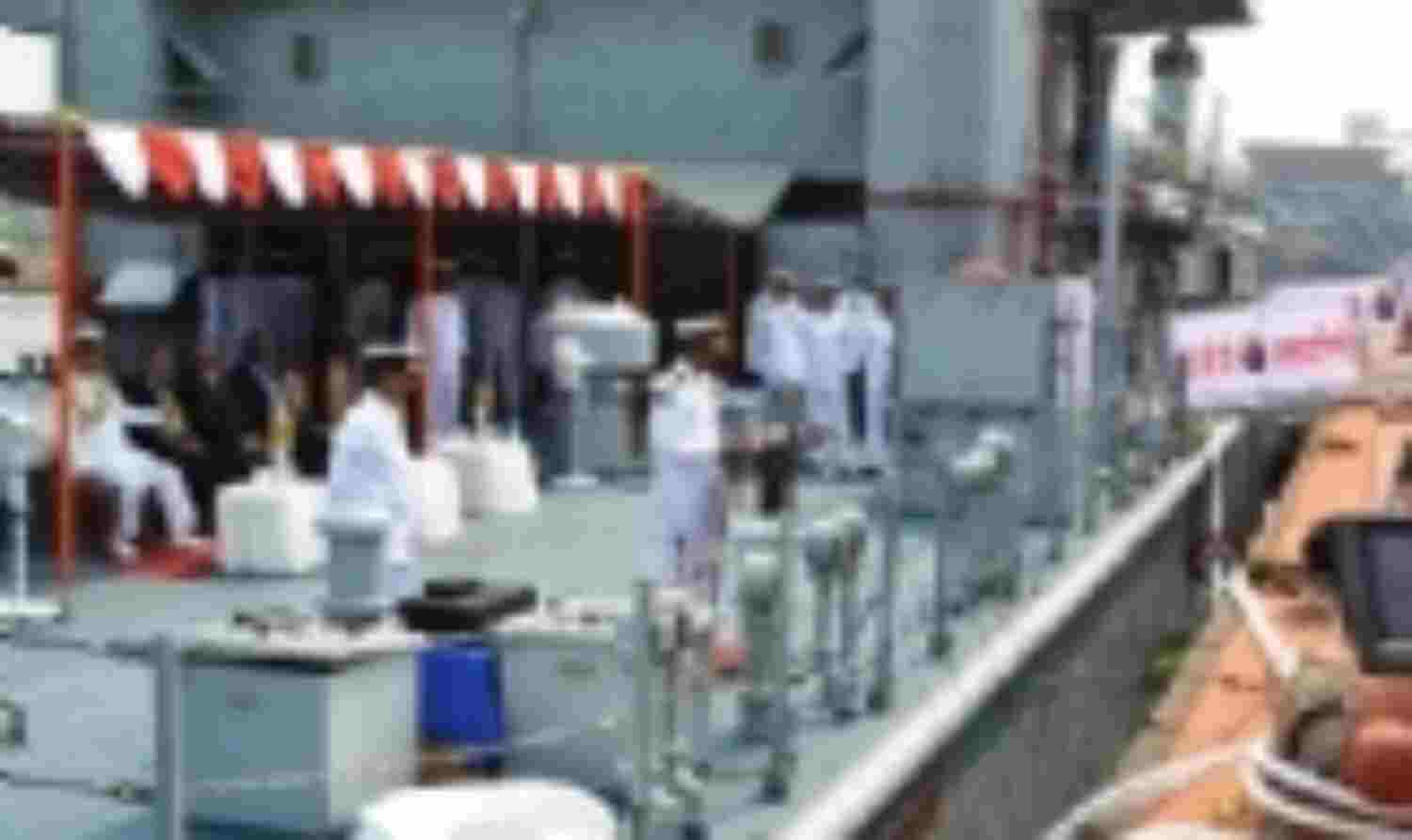 नौसेना में शामिल हुआ पोत आईएनएस अस्त्रधारिणी नौसेना में शामिल हुआ पोत आईएनएस अस्त्रधारिणी