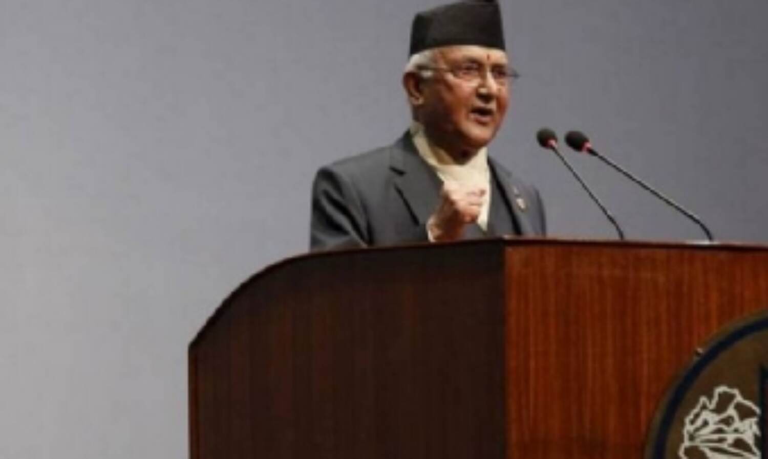 नेपाल: सुशील कोइराला को हराकर केपी शर्मा नए PM चुने गए नेपाल: सुशील कोइराला को हराकर केपी शर्मा नए PM चुने गए