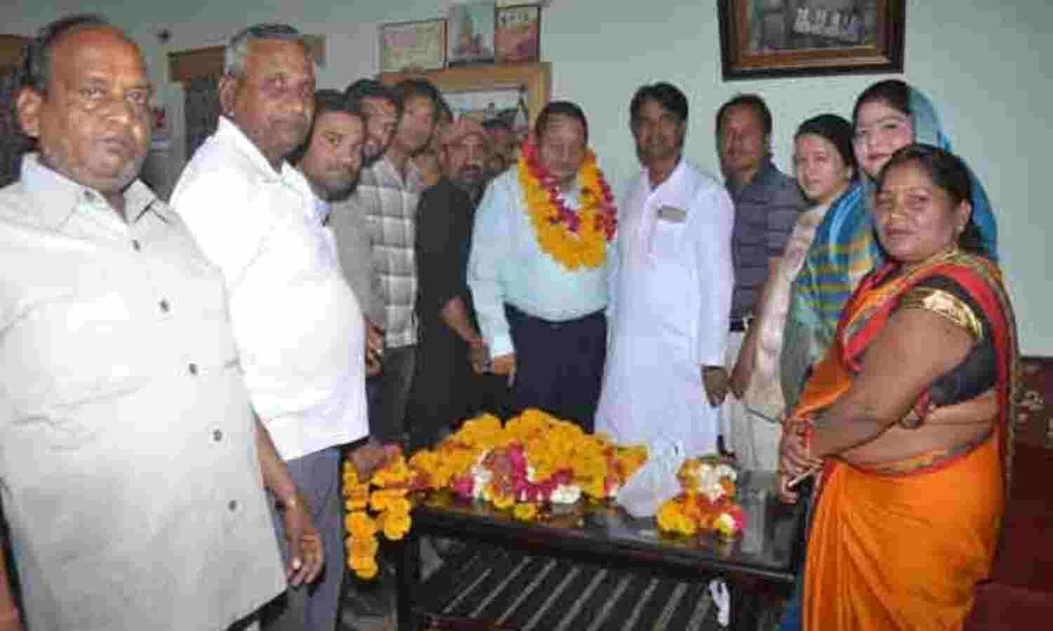 धूमधाम से मना भाजपा नेता जयसिंह कुशवाह का जन्मदिन