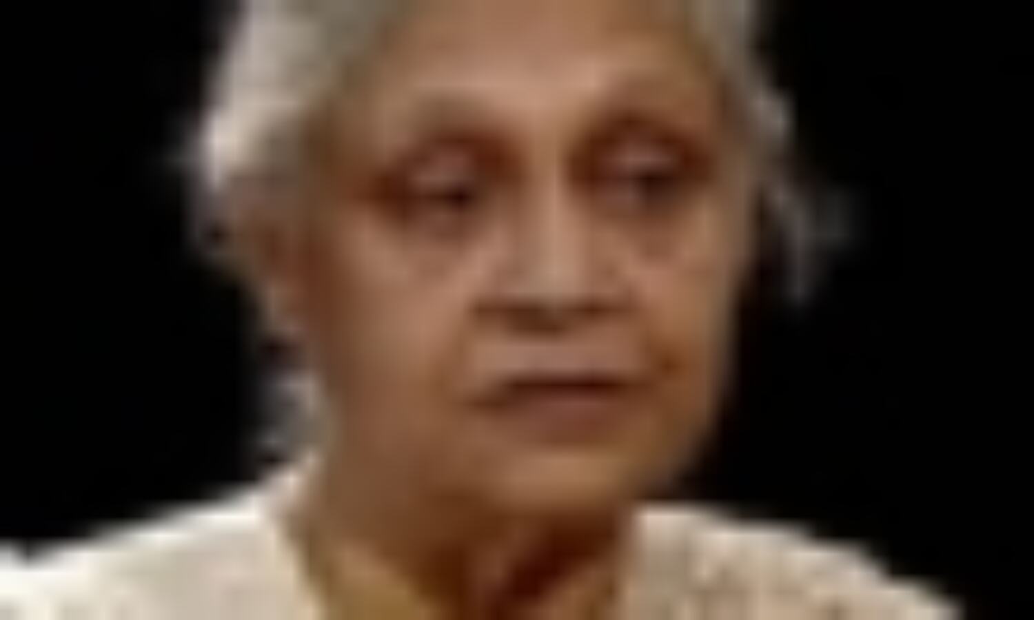 दिल्ली में महिलाएं बिल्कुल सुरक्षित नहीं: शीला दिल्ली में महिलाएं बिल्कुल सुरक्षित नहीं: शीला