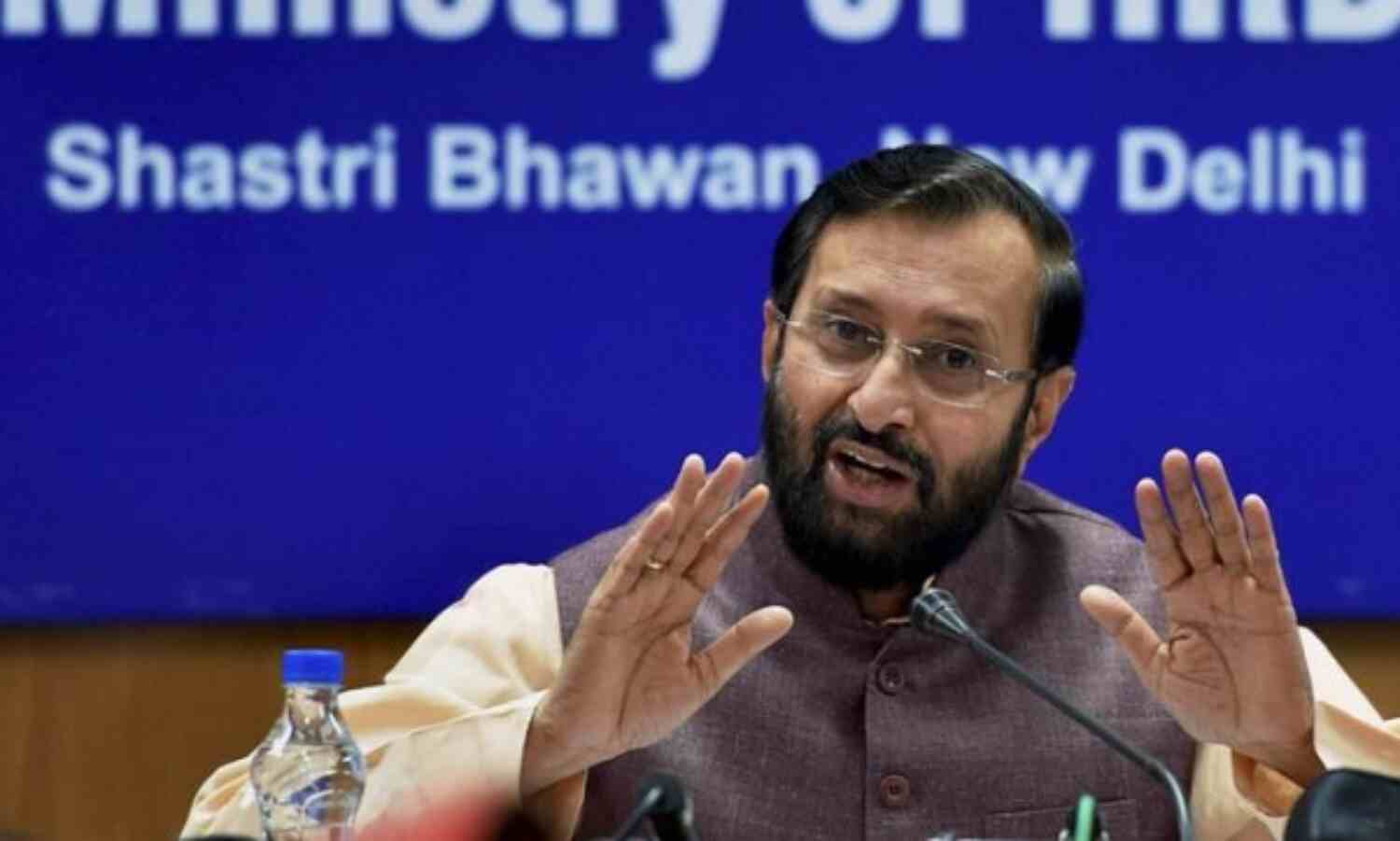 देशभर में रद्द नहीं होगी10वीं की गणित की परीक्षा: जावड़ेकर