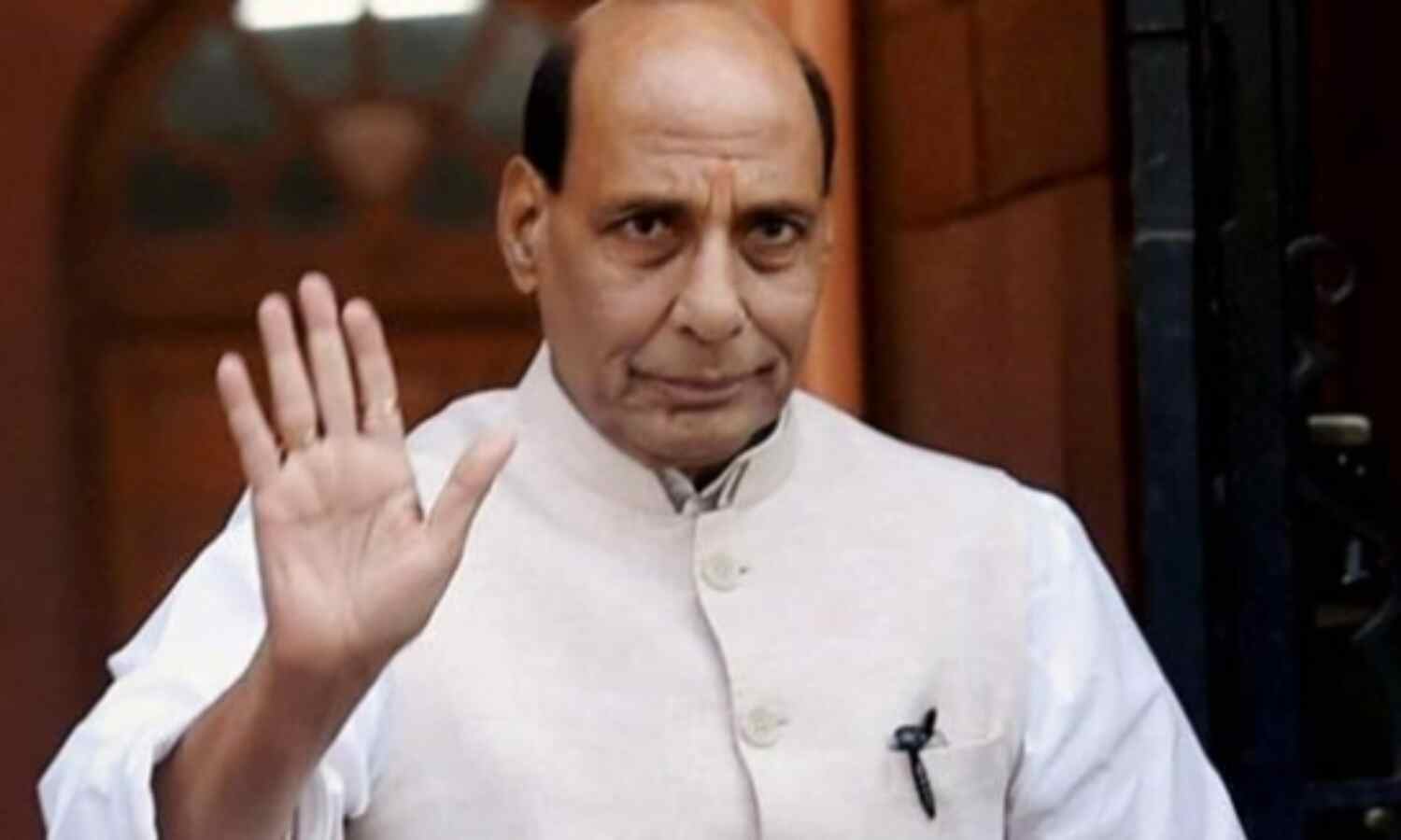 देश की पाक व चीन सीमा अतिसंवेदनशील : राजनाथ