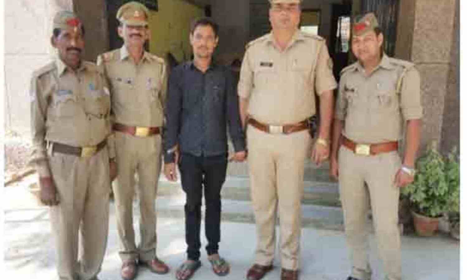 देश की सुरक्षा में अपना योगदान दें प्रशिक्षु अधिकारी: वर्मा