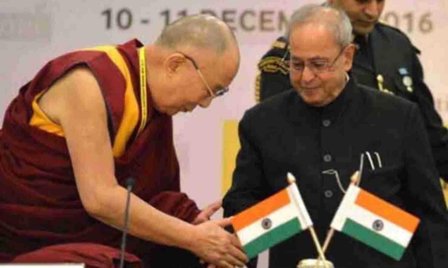 दलाई लामा और प्रणब मुखर्जी की मुलाकात पर चीन ने जताया एतराज दलाई लामा और प्रणब मुखर्जी की मुलाकात पर चीन ने जताया एतराज