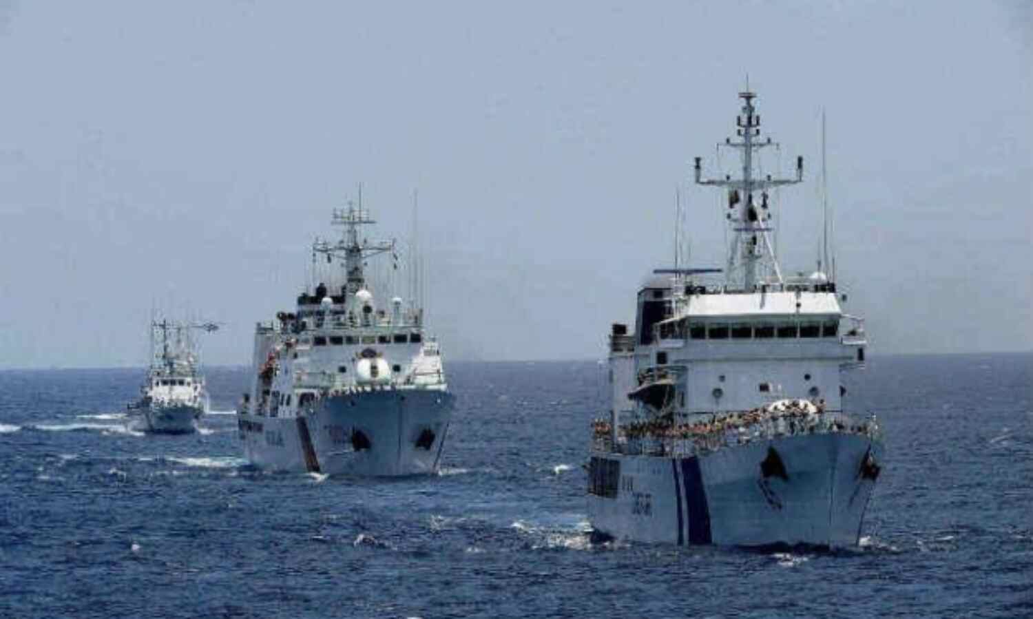 दक्षिण चीन सागर के पास भारत-अमेरिका और जापान ने शुरू किया मालाबार युद्धाभ्यास