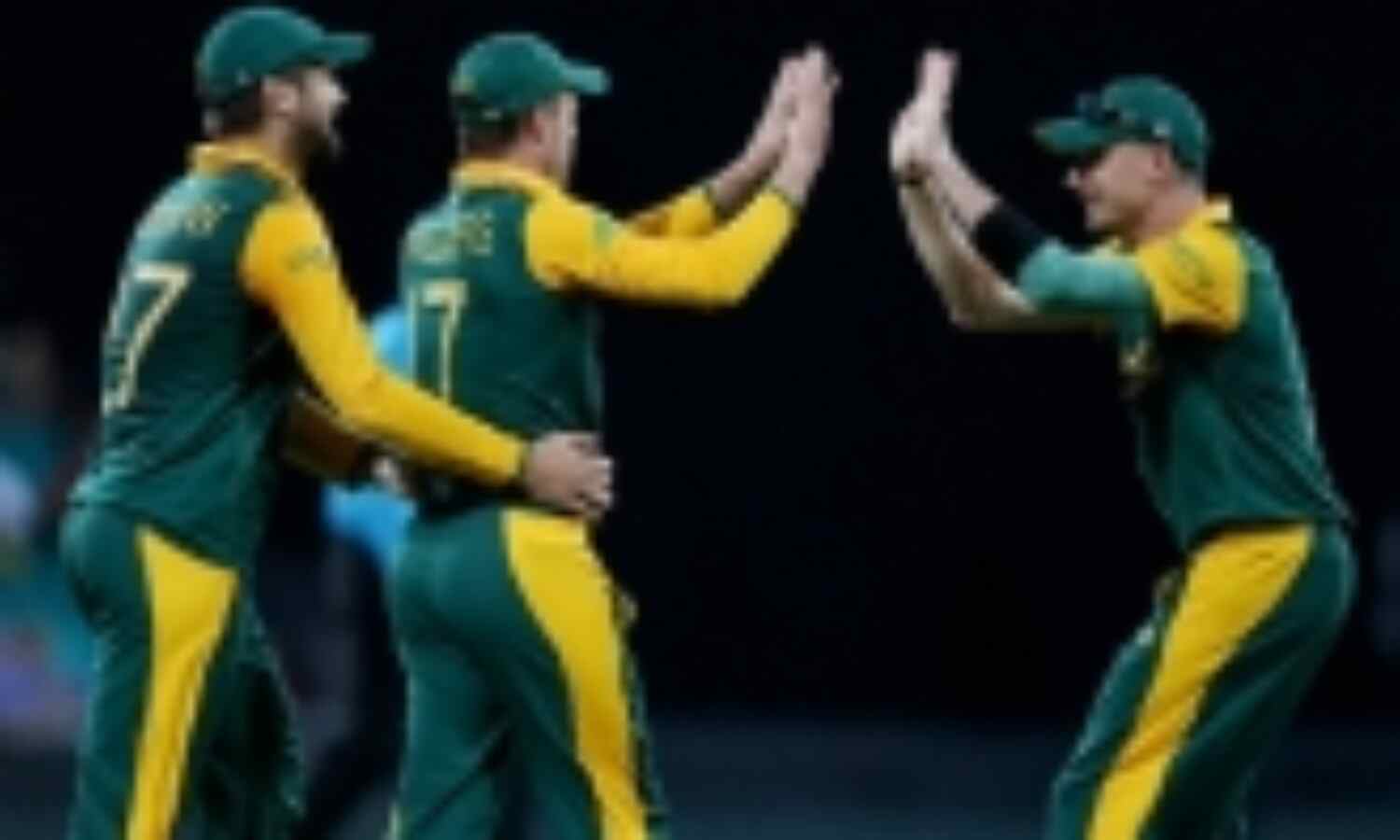 दक्षिण अफ्रीका ने आयरलैंड को 201 रनों से दी करारी शिकस्त