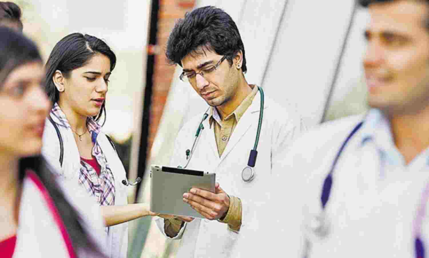 तीन साल में 13 हजार एमबीबीएस सीटें बढ़ाई: केंद्रीय स्वास्थ्य राज्यमंत्री