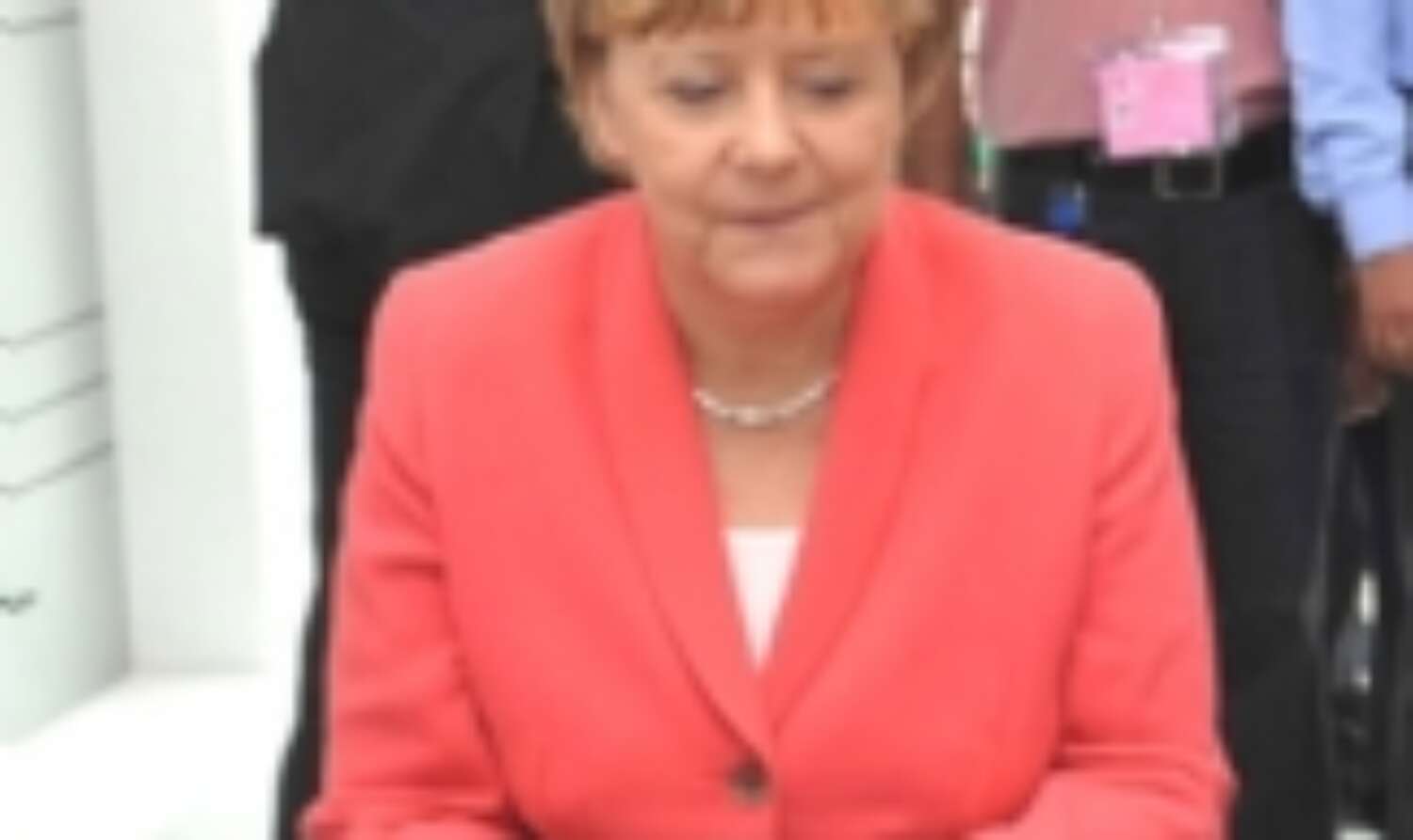 जर्मनी में भारतीय निवेशकों का स्वागत है : एंजेला मर्केल जर्मनी में भारतीय निवेशकों का स्वागत है : एंजेला मर्केल