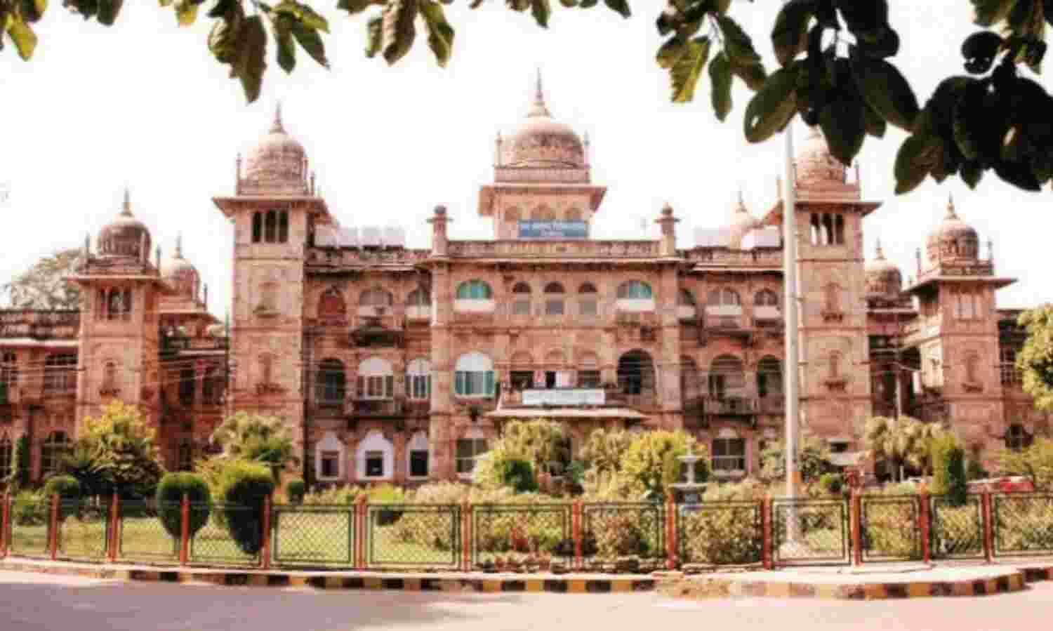 जयारोग्य के सुरक्षा कर्मियों ने की मारपीट, थाने पहुंचा मामला