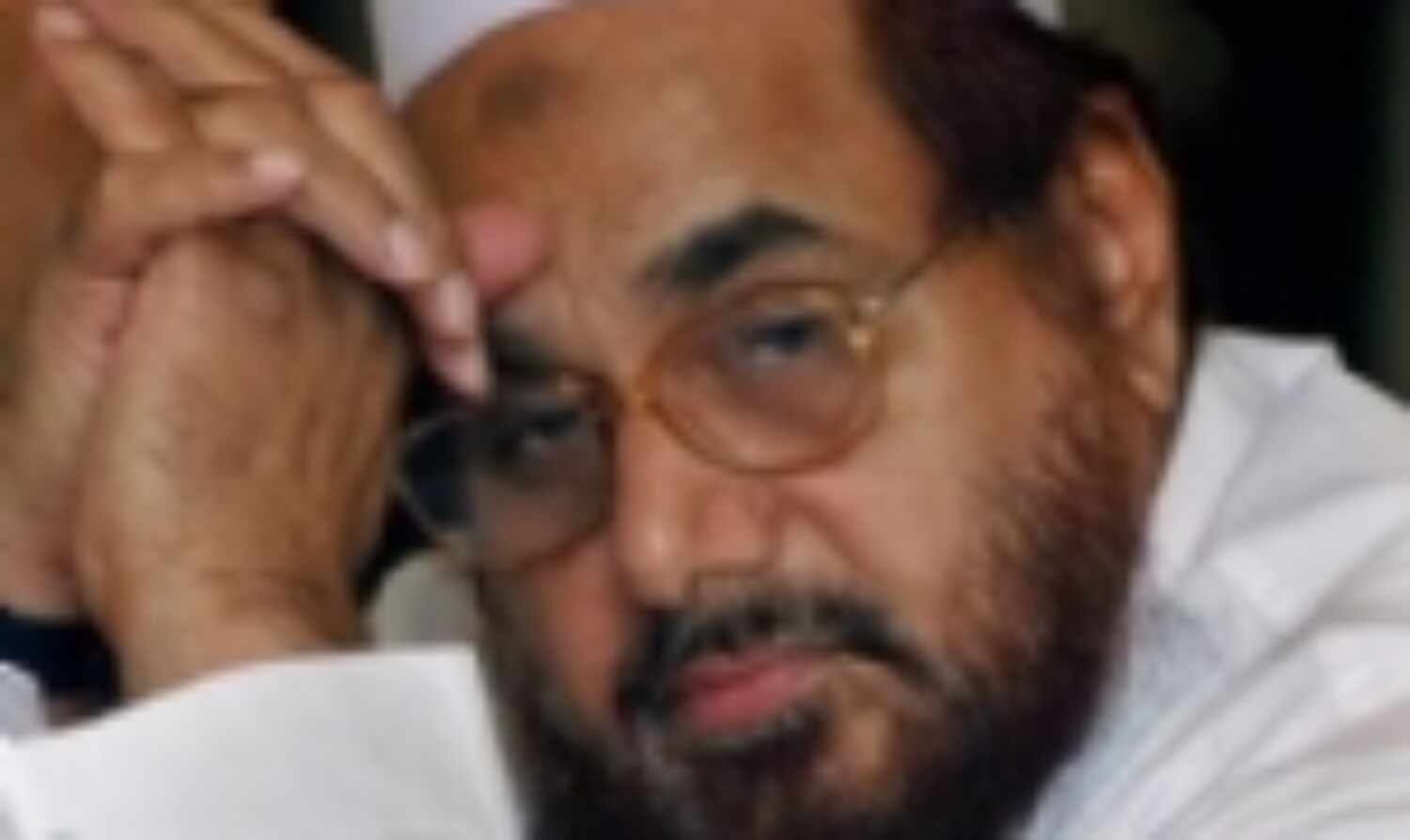 जमात-उद-दावा सहित 12 संगठनों पर पाबंदी लगाने की तैयारी में पाकिस्तान सरकार जमात-उद-दावा सहित 12 संगठनों पर पाबंदी लगाने की तैयारी में पाकिस्तान सरकार