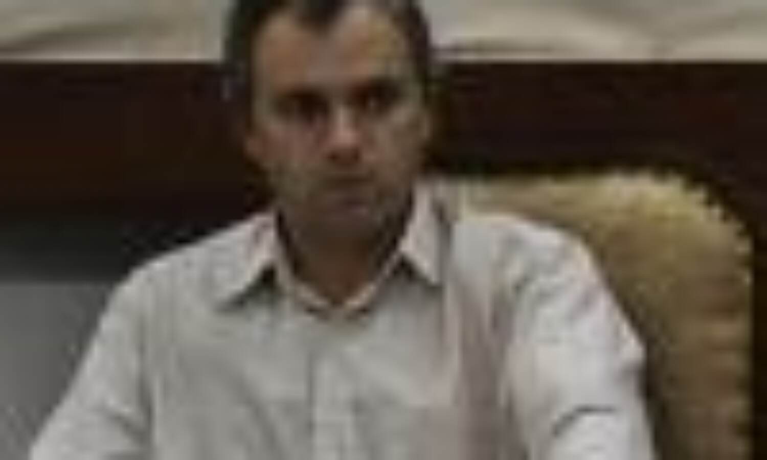 जम्मू-कश्मीर के सीएम उमर अब्दुल्ला के आवास के बाहर फायरिंग जम्मू-कश्मीर के सीएम उमर अब्दुल्ला के आवास के बाहर फायरिंग