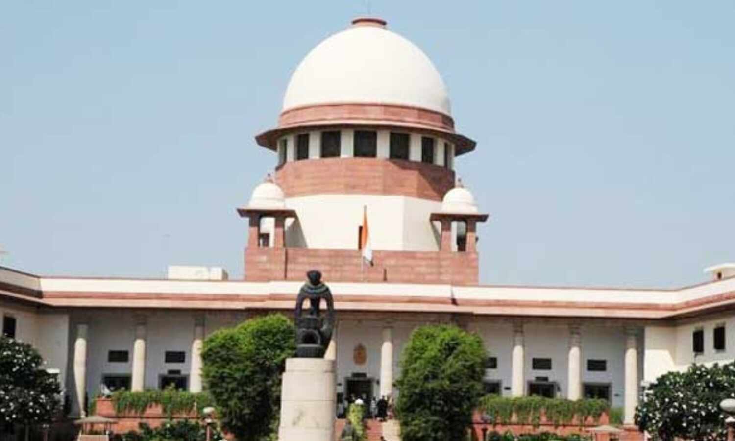 जम्मू-कश्मीर : धारा 35ए को निरस्त करने की मांग पर सुनवाई टली