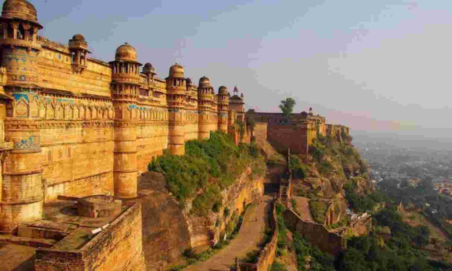 इंदौर ही क्यों, हम क्यों नहीं