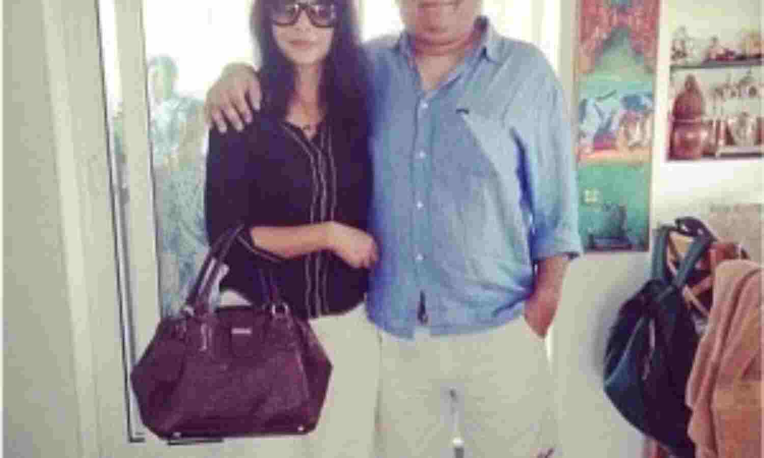 इंद्राणी मुखर्जी को 14 दिनों की न्यायिक हिरासत इंद्राणी मुखर्जी को 14 दिनों की न्यायिक हिरासत