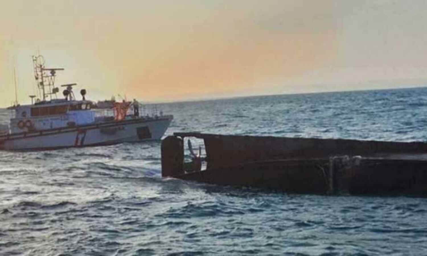 इंडोनेशिया में जहाज, नौका की टक्कर के बाद 15 लापता