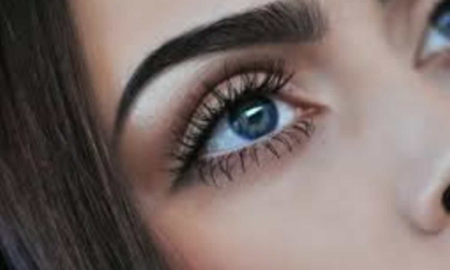 आप भी पा सकते हैं काली घनी आइब्रो...जानें कैसे