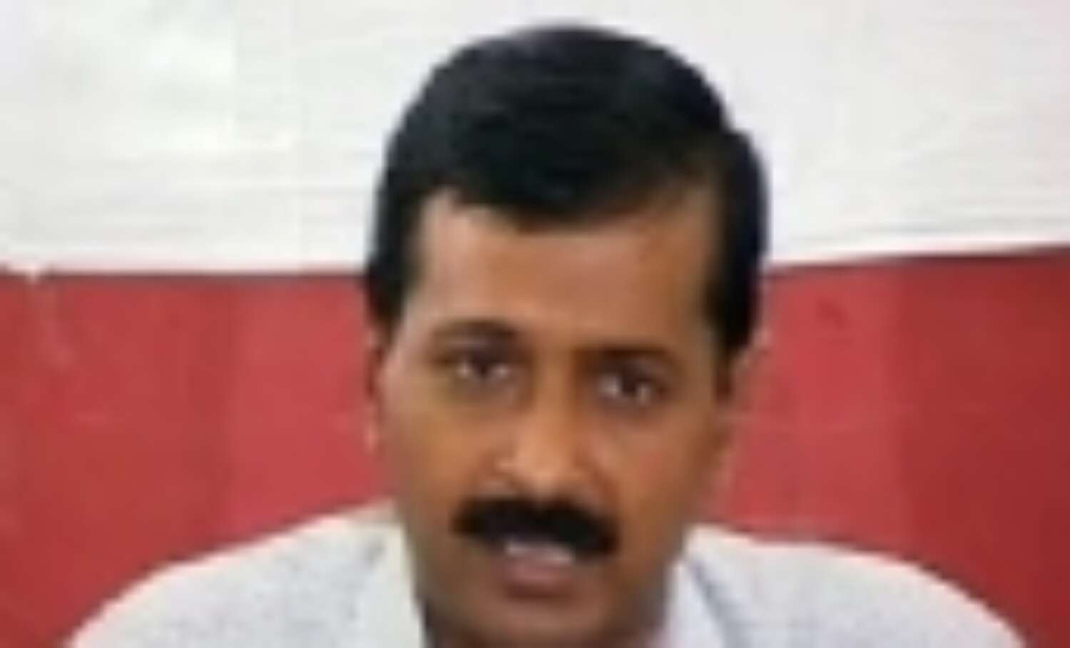 आप नेताओं ने की उपराज्‍यपाल से मुलाकात, दिल्‍ली विधानसभा को भंग करने की मांग की﻿