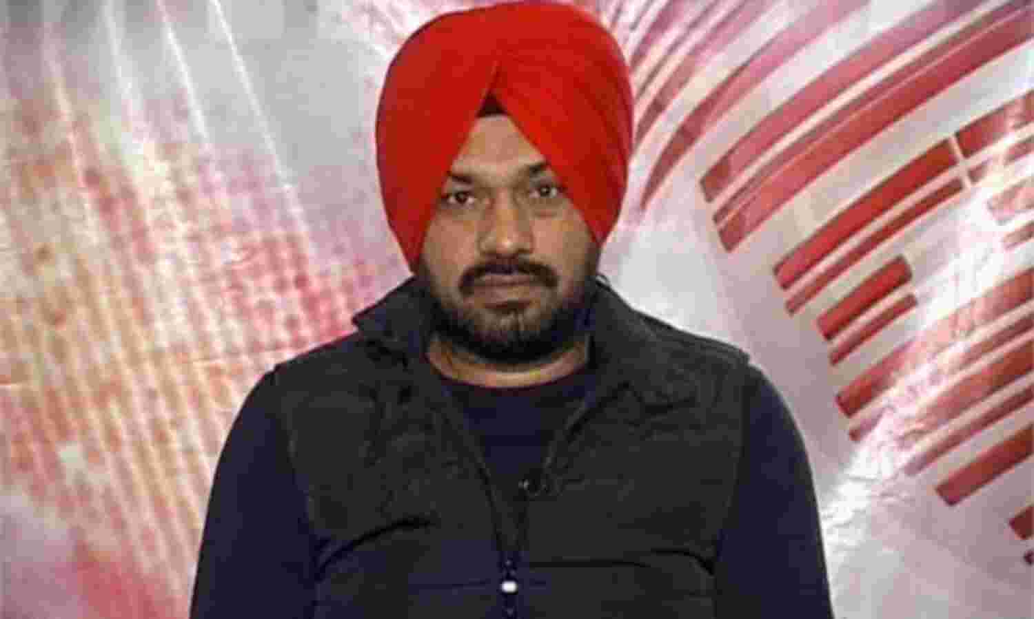 आप को एक और झटका, गुरप्रीत सिंह घुग्गी ने दिया इस्तीफा