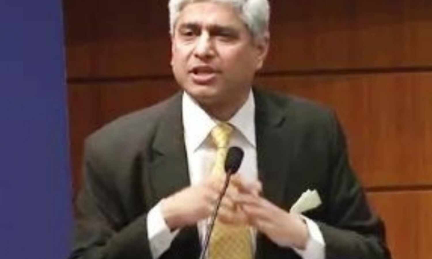 आतंकवाद को बढ़ावा देना बंद करे पाकिस्तान