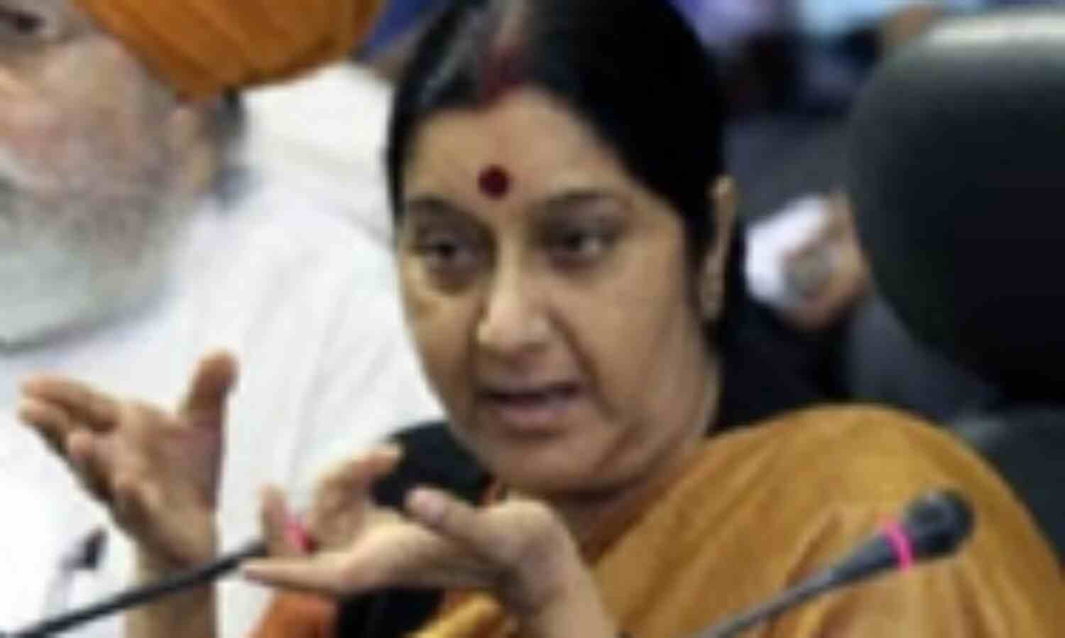 आतंक पर वार्ता होगी,कोई तीसरा पक्ष नहीं:सुषमा स्वराज