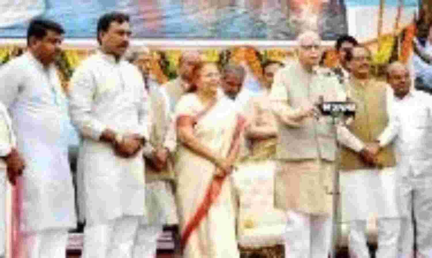 आडवाणी ने किया नर्मदा-क्षिप्रा सिंहस्थ लिंक परियोजना का शिलान्यास आडवाणी ने किया नर्मदा-क्षिप्रा सिंहस्थ लिंक परियोजना का शिलान्यास