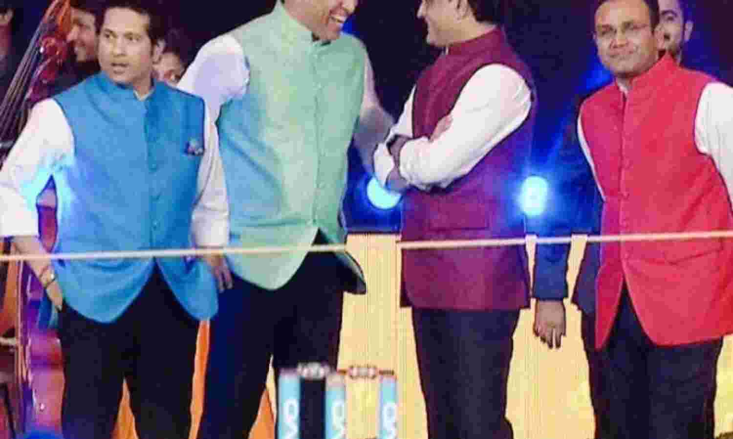 #IPL-10 शुभारंभ : सचिन, सौरव गांगुली, सहवाग, लक्ष्मण का हुआ सम्मान