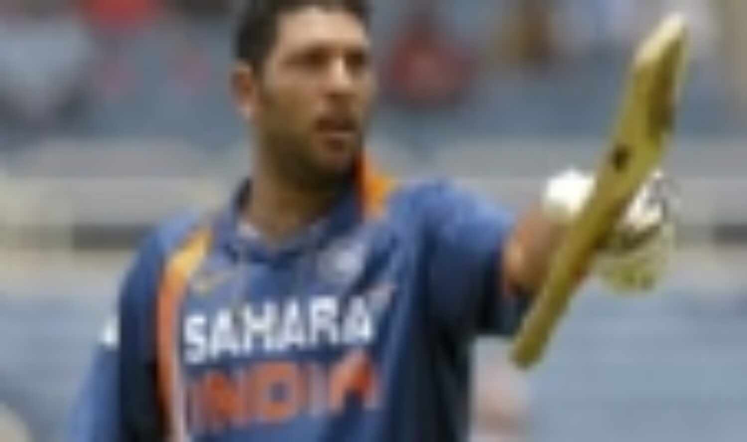 युवराज पर रहेंगी क्रिकेट प्रेमियों निगाहें युवराज पर रहेंगी क्रिकेट प्रेमियों निगाहें