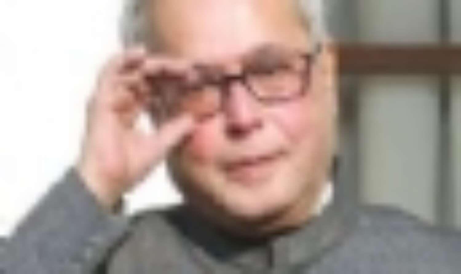 हैदराबाद मे दादा का विरोध