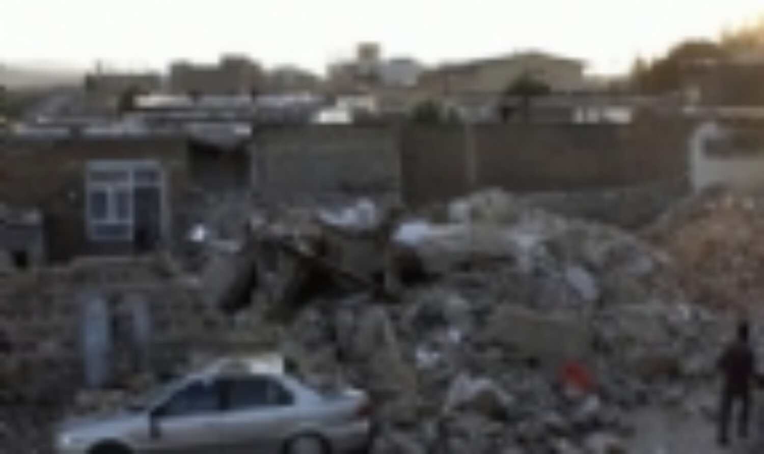 ईरान में भूकंप, 250 लोगों की मौत