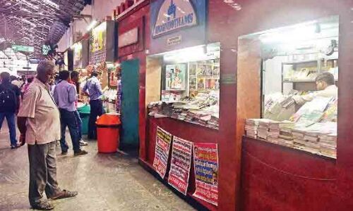 स्टेशन के स्टॉलों पर ही मिल जाएंगे टूथपेस्ट, साबुन और जरूरी दवाएं