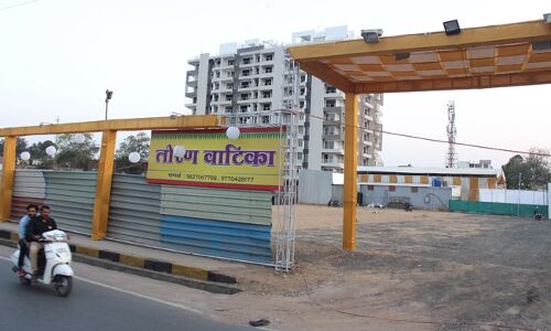 बंद तो हुआ नहीं, एक और खुल गया मैरिज गार्डन