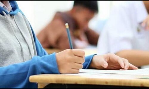 फीस के अभाव में परीक्षा देने से रोका तो होगी जेल
