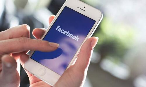 फेसबुक को सब पता है, लॉग आउट के बाद भी आप पर ऐसे रखता है नजर