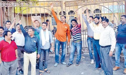 ननि ने मराठा बोर्डिंग में जड़ा ताला, बाद में खोला